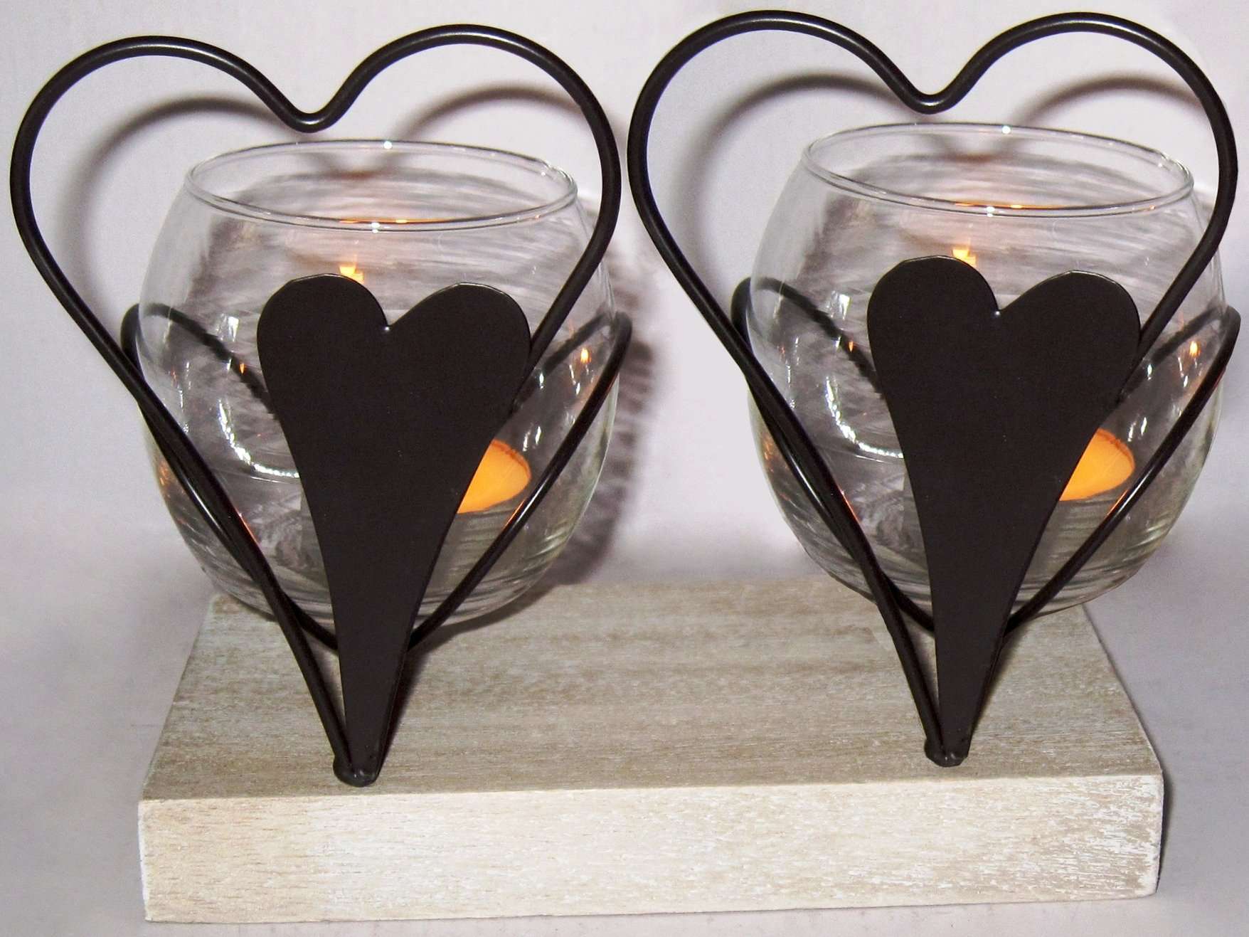 Candle Holder 2 Double Metal Hearts Carolina Trading