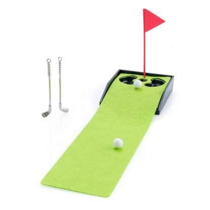 World's Smallest Golf Set - Image 2