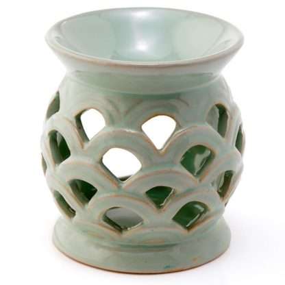 Eden Scallop Cut out Ceramic Oil Burner - Image 6